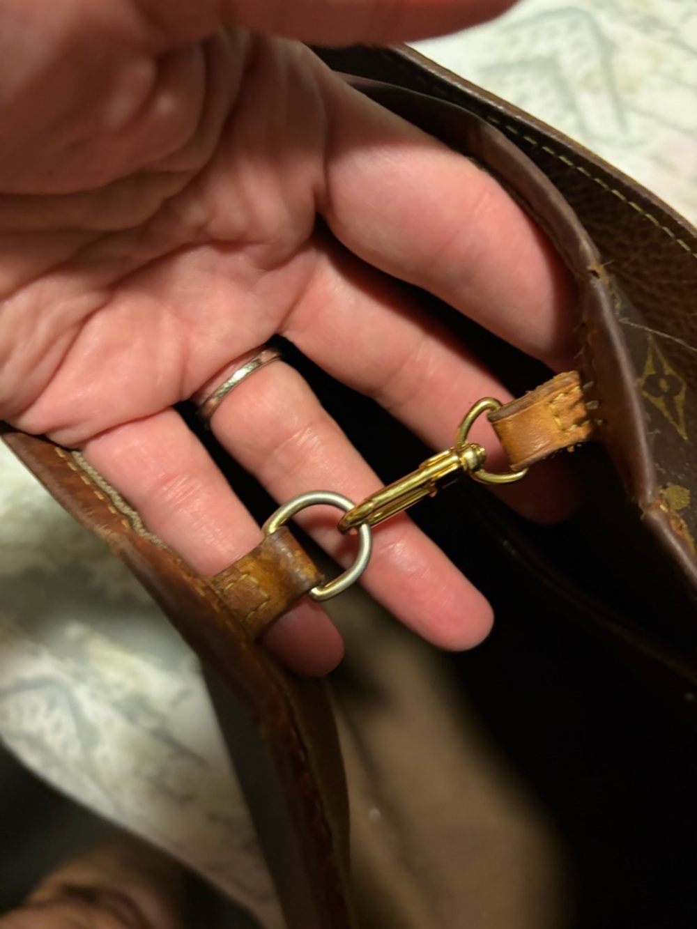 Louis Vuitton Brown Monogram Shoulder Bag with Gold Hardware - Picture 3 of 6